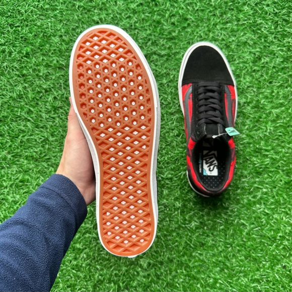 Vans Comfycush Old Skool After Dark Black / Red - Picture 3 of 9